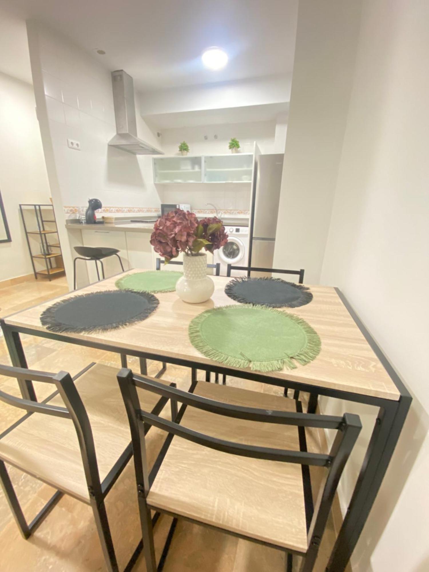 Loft Madueno De Los Aires อัลกาลา เด กัวไดรา ภายนอก รูปภาพ